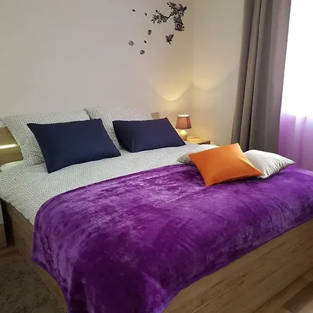 Over The Skyline Apartment Podstrana