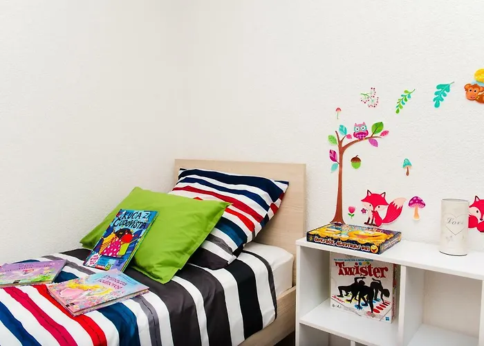 Over The Skyline Podstrana