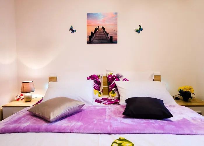 Over The Skyline * Podstrana