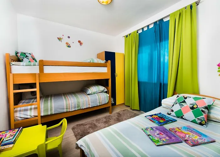 Daire Over The Skyline Podstrana