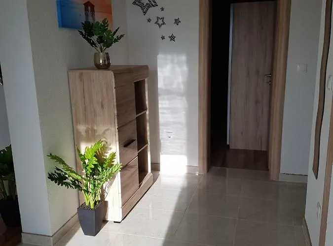 Daire Over The Skyline Podstrana