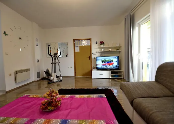 Daire Over The Skyline Podstrana