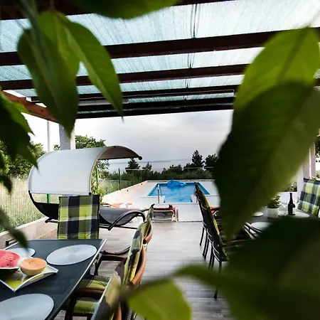 Over The Skyline Apartman *