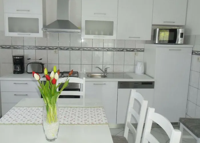 Over The Skyline Apartament *