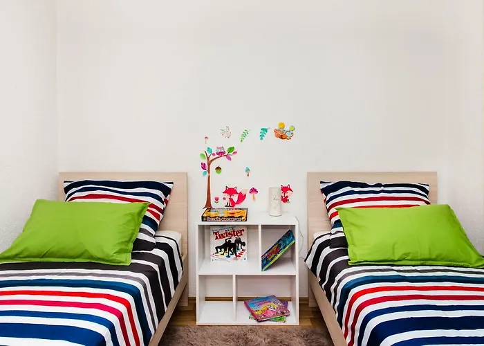 Over The Skyline * Podstrana