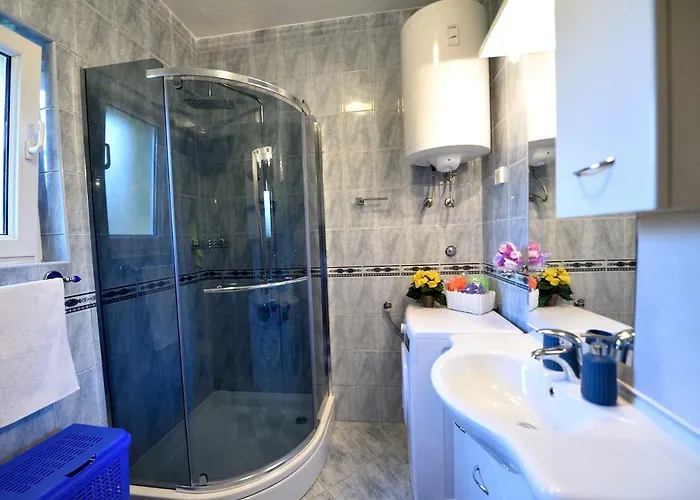 Over The Skyline Apartmán *